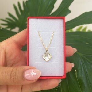 New 14K Real Gold Elegant Gold Pendant Necklace Clover design 2pc set 16โ chain